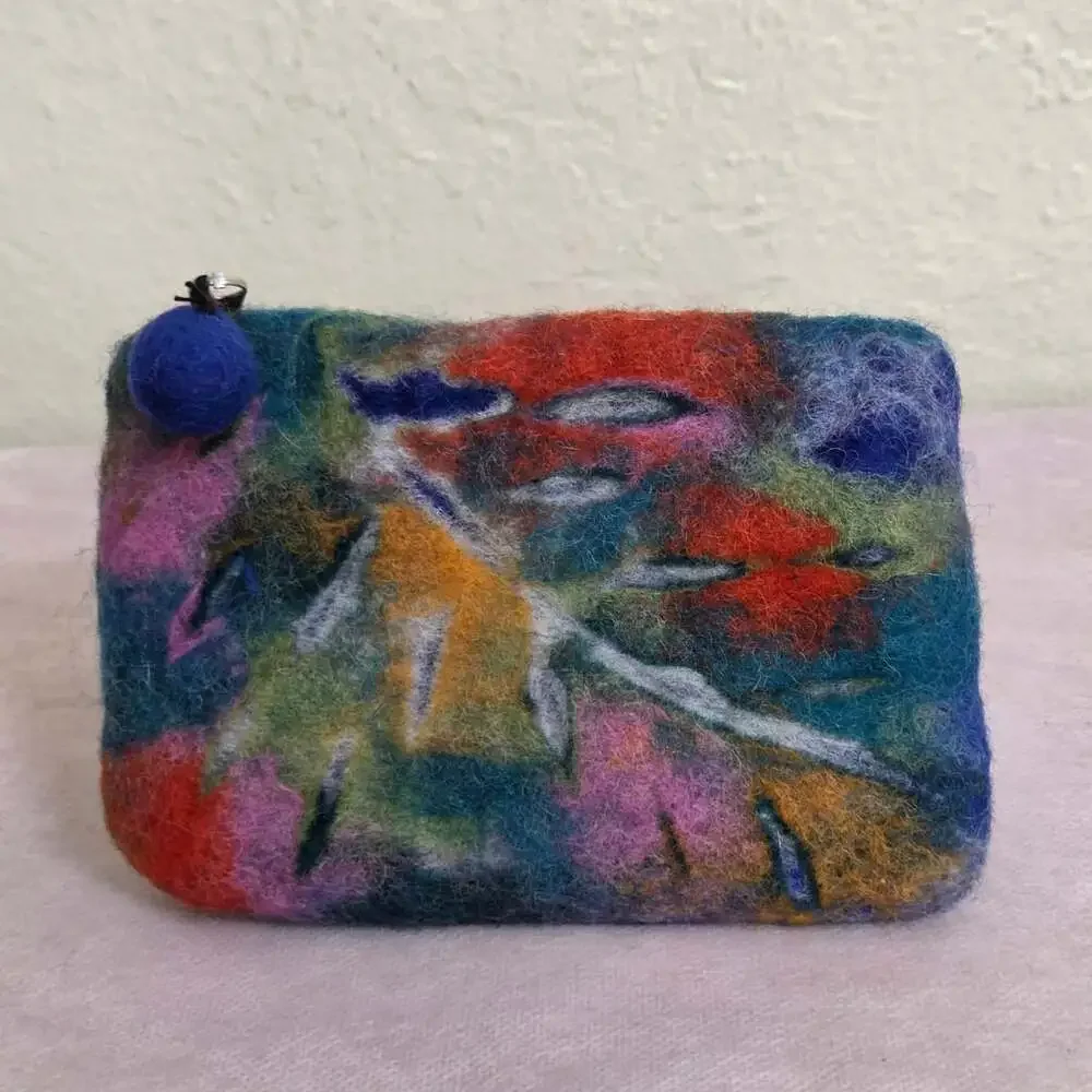 Felt Wool Coin Purse with Floral Design, 100% Wool, Made in Nepal